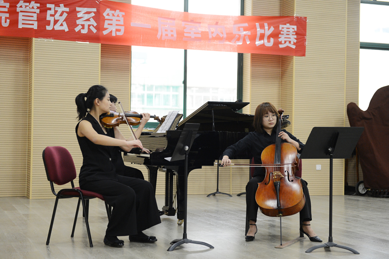 附中魔力三重奏